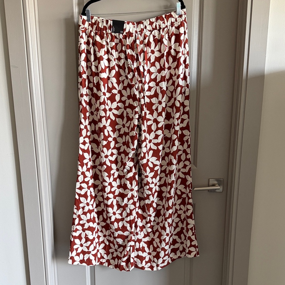 Torrid Rust and White Floral Wide Leg Pants - Picture 2 of 4